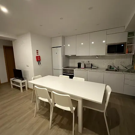 Carcavelos Beach Walking Distance Guest house
